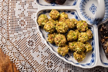 pistaciove-kulicky-vanocni-cukrovi-bhg