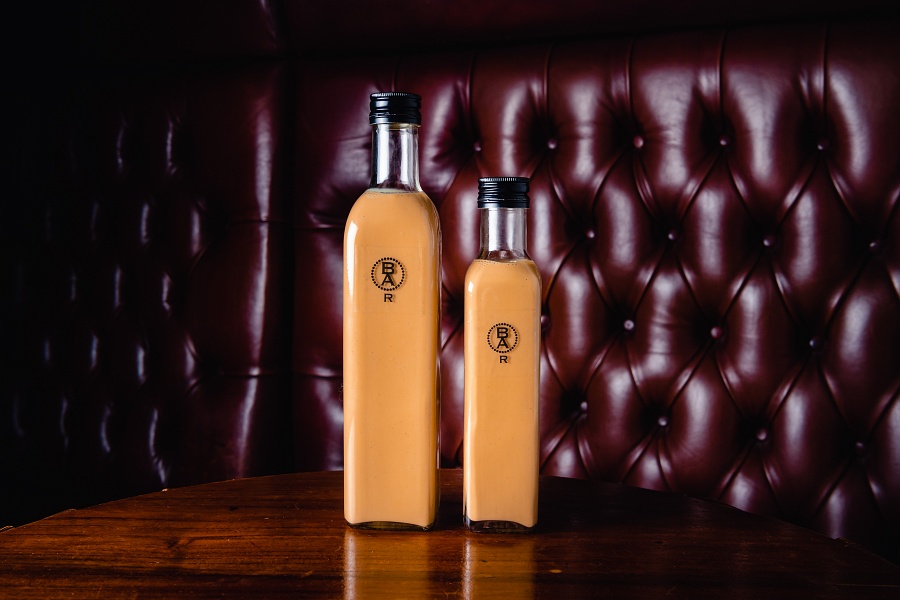 Vaječňák Black Angels baru